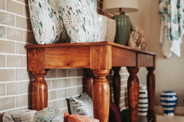 Ergonomické štúdium: svetlo, správne sedenie a dôležitosť mikro-prestávok